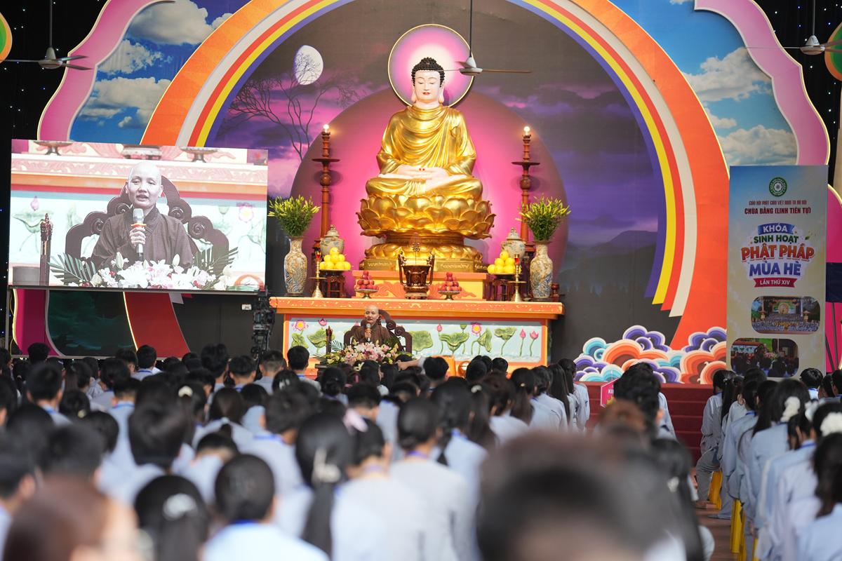 Ngày thứ hai Khóa sinh hoạt Phật pháp mùa hè chùa Bằng: Học lắng nghe để hiểu, quay về để thương插图57