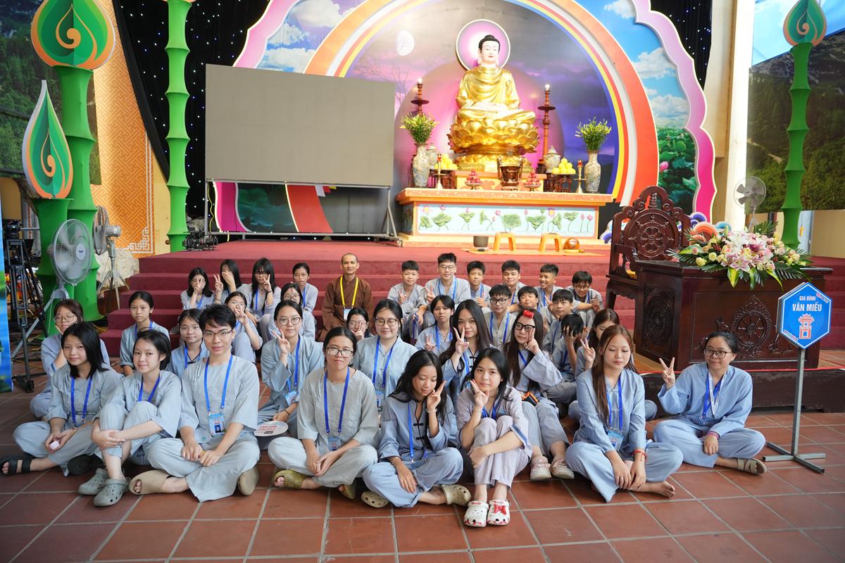 Ngày thứ hai Khóa sinh hoạt Phật pháp mùa hè chùa Bằng: Học lắng nghe để hiểu, quay về để thương插图73