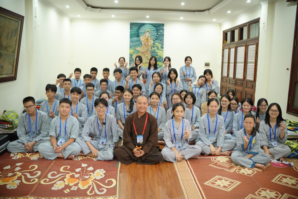 Ngày thứ hai Khóa sinh hoạt Phật pháp mùa hè chùa Bằng: Học lắng nghe để hiểu, quay về để thương插图86
