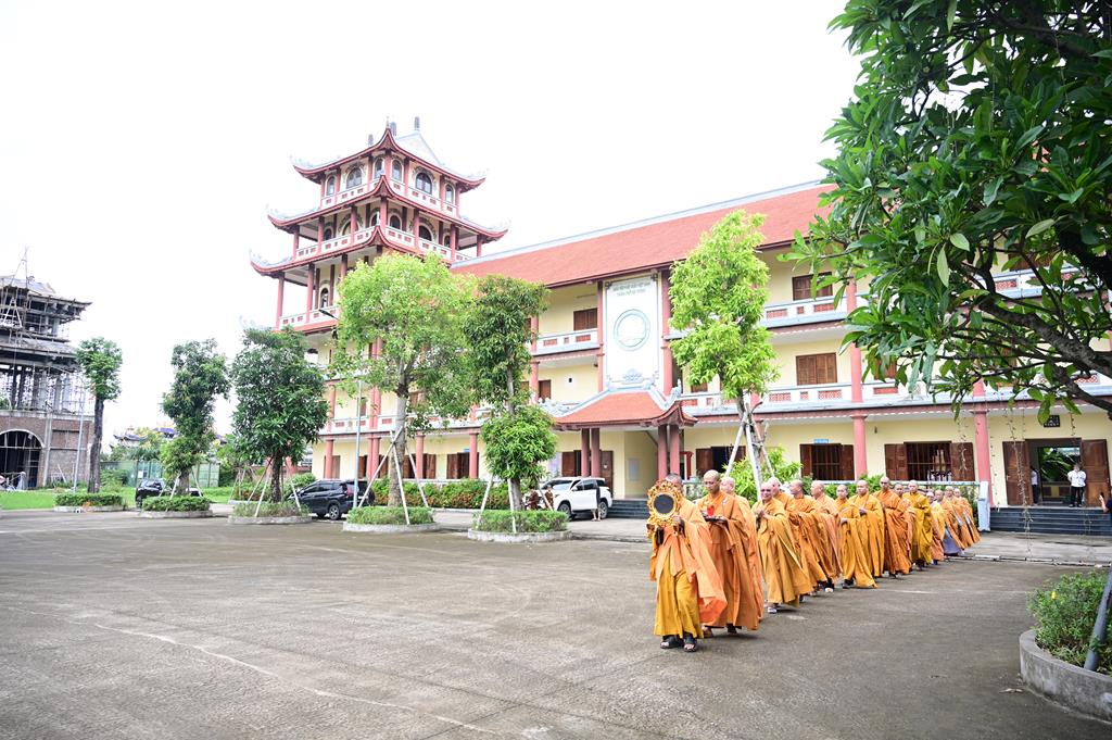Hải Phòng: Trường hạ chùa Linh Sơn khai giảng vô thượng Pháp bảo khóa An cư kiết hạ PL.2570插图1