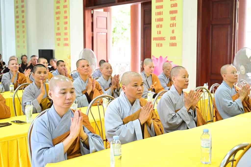 Hải Phòng: Trường hạ chùa Linh Sơn khai giảng vô thượng Pháp bảo khóa An cư kiết hạ PL.2570插图46