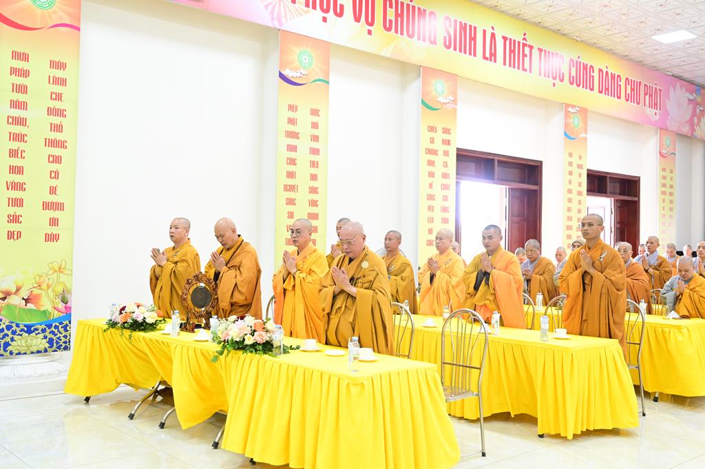 Hải Phòng: Trường hạ chùa Linh Sơn khai giảng vô thượng Pháp bảo khóa An cư kiết hạ PL.2570插图73