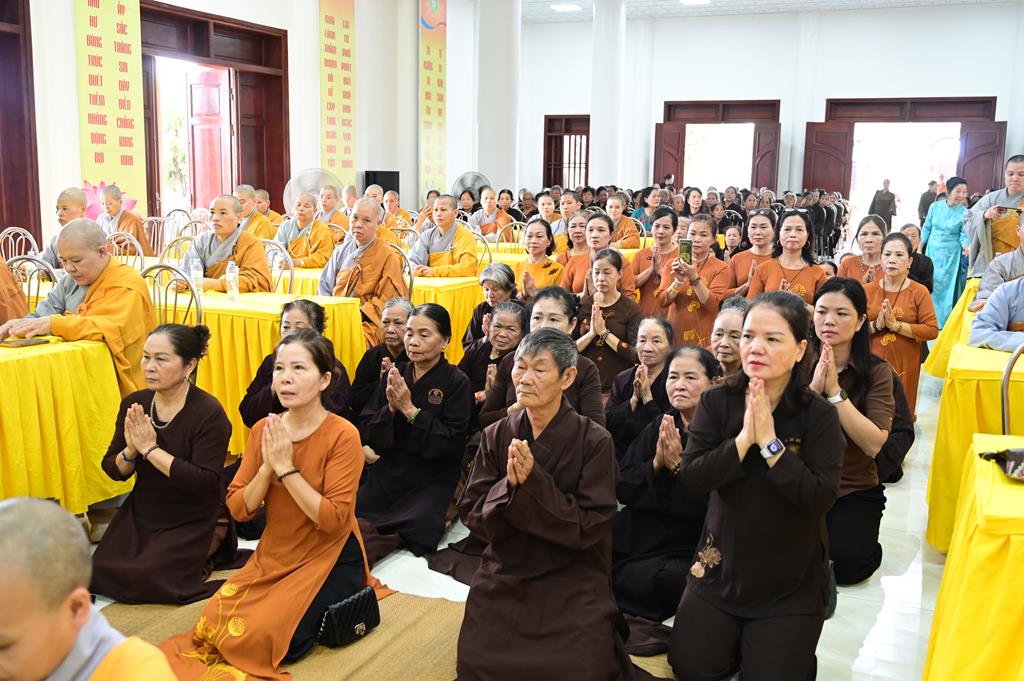 Hải Phòng: Trường hạ chùa Linh Sơn khai giảng vô thượng Pháp bảo khóa An cư kiết hạ PL.2570插图80