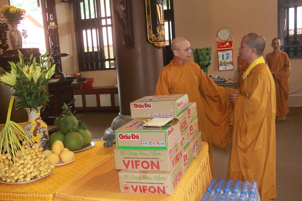 Quảng Ninh: Chùa Tiêu Dao tùy hỷ Cúng Dàng 3 Trường Hạ tại tỉnh Quảng Ninh插图35