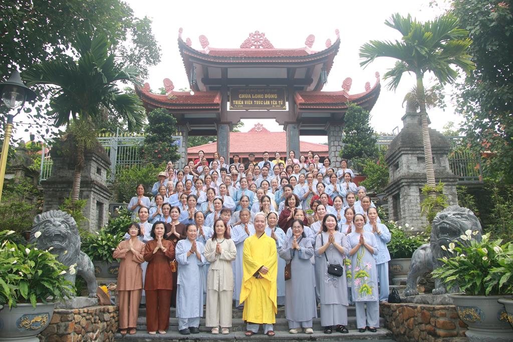 Quảng Ninh: Chùa Tiêu Dao tùy hỷ Cúng Dàng 3 Trường Hạ tại tỉnh Quảng Ninh插图3 Quảng Ninh: Chùa Tiêu Dao tùy hỷ Cúng Dàng 3 Trường Hạ tại tỉnh Quảng Ninh插图3