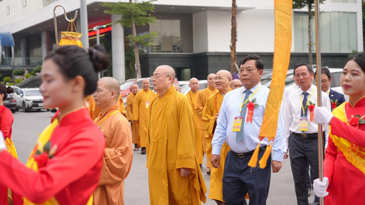Đại hội đại biểu Phật giáo tỉnh Quảng Ninh lần thứ VI thành tựu viên mãn插图9