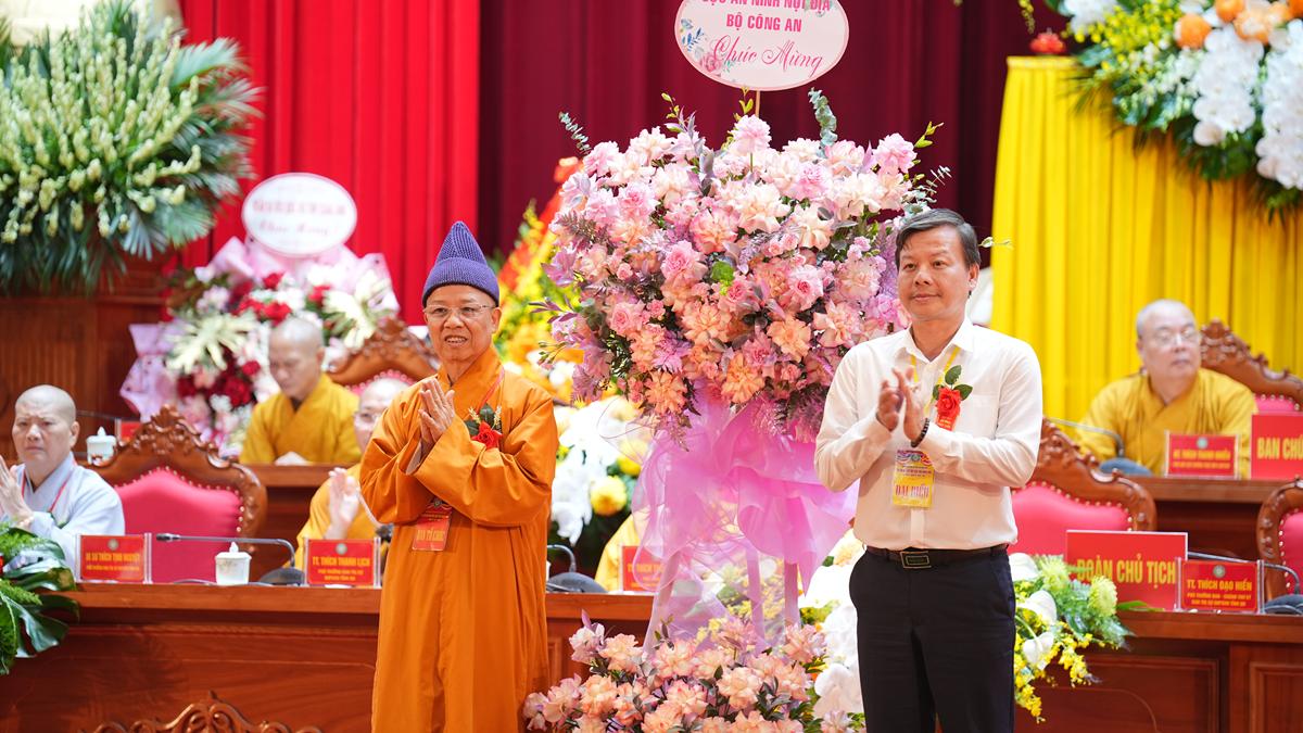 Đại hội đại biểu Phật giáo tỉnh Quảng Ninh lần thứ VI thành tựu viên mãn插图26