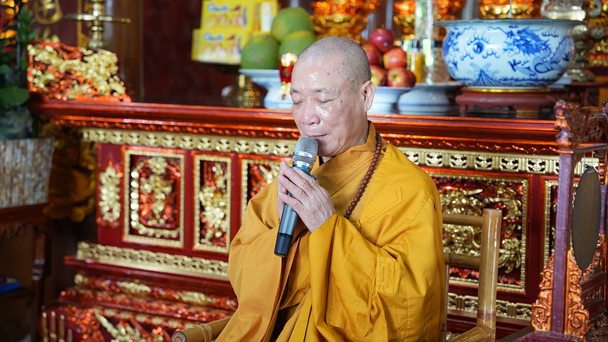 Hà Tĩnh: Chư Tôn đức Ban Trị sự GHPGVN tỉnh dâng hương bạch Phật, bạch Tổ và tri ân các anh hùng liệt sĩ trước thềm Đại hội đại biểu Phật giáo tỉnh lần thứ V插图34