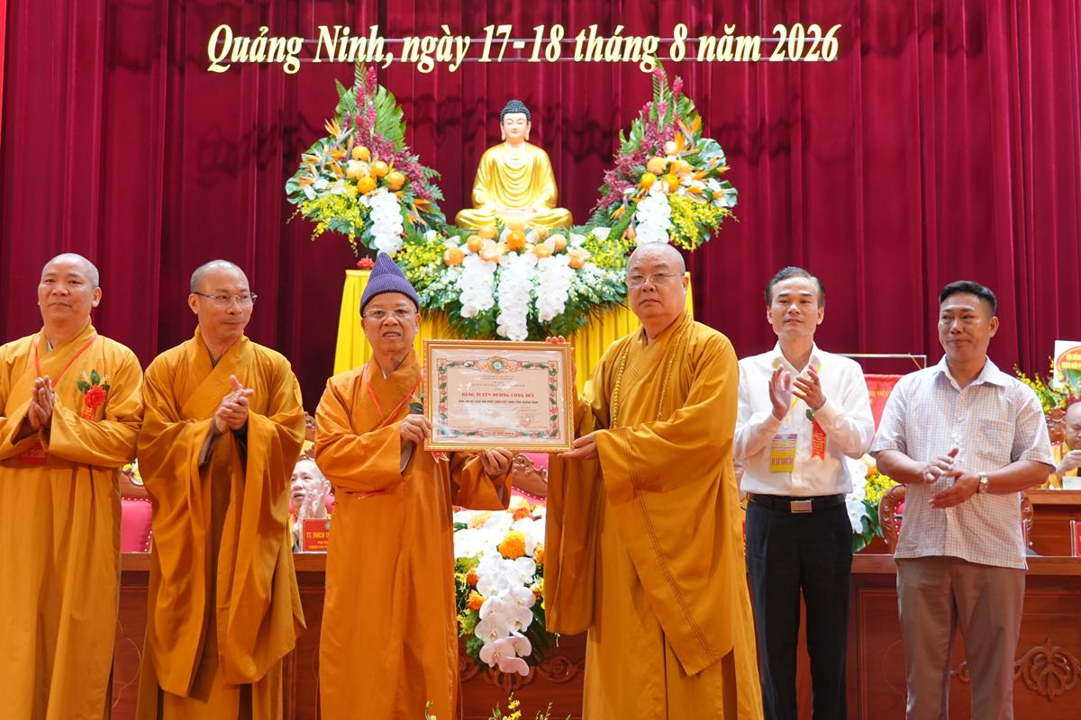 Đại hội đại biểu Phật giáo tỉnh Quảng Ninh lần thứ VI thành tựu viên mãn插图44