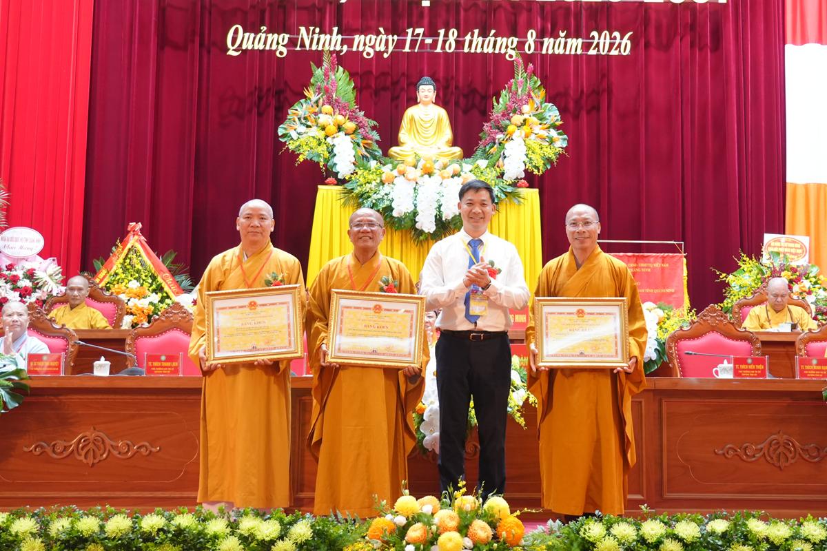 Đại hội đại biểu Phật giáo tỉnh Quảng Ninh lần thứ VI thành tựu viên mãn插图50