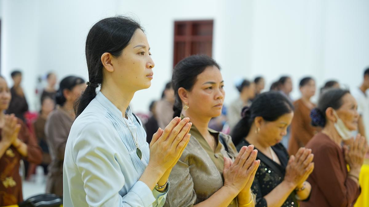 Phân ban Ni giới TW khu vực phía Bắc thăm, cúng dàng các trường hạ thuộc tỉnh Hưng Yên và thành phố Hải Phòng插图49
