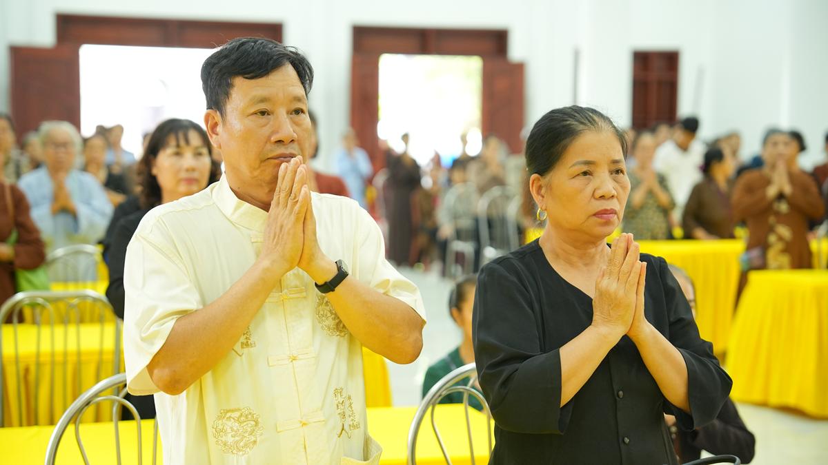 Phân ban Ni giới TW khu vực phía Bắc thăm, cúng dàng các trường hạ thuộc tỉnh Hưng Yên và thành phố Hải Phòng插图53