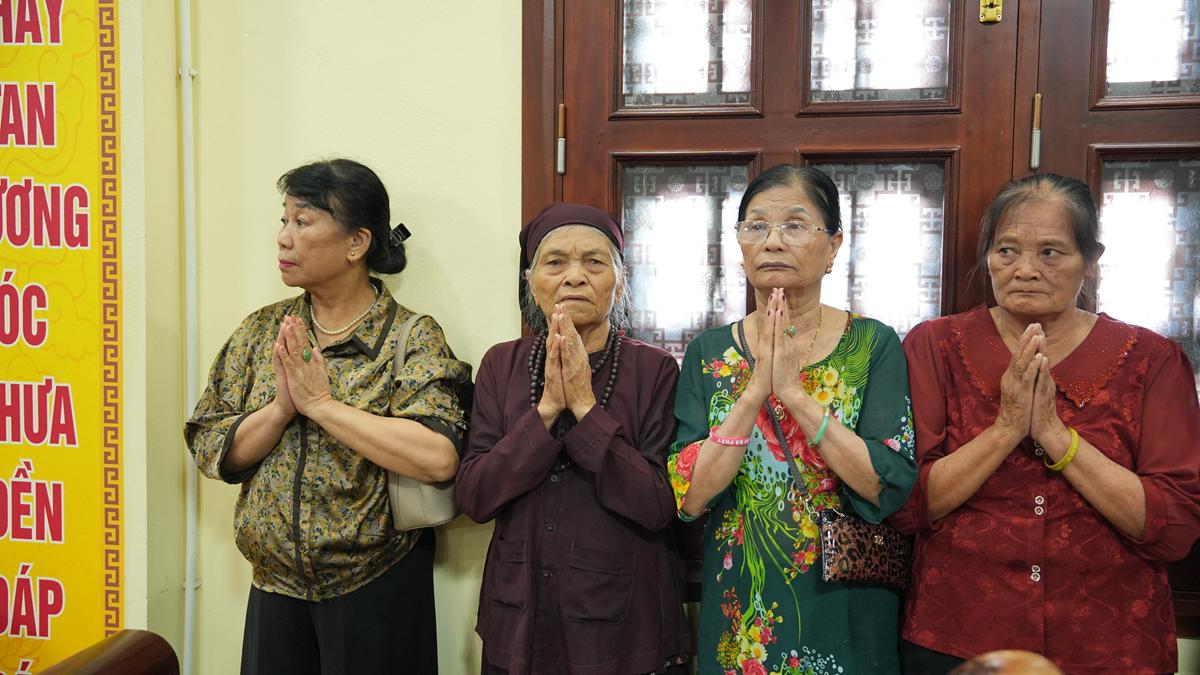 Phân ban Ni giới TW khu vực phía Bắc thăm, cúng dàng các trường hạ thuộc tỉnh Hưng Yên và thành phố Hải Phòng插图63