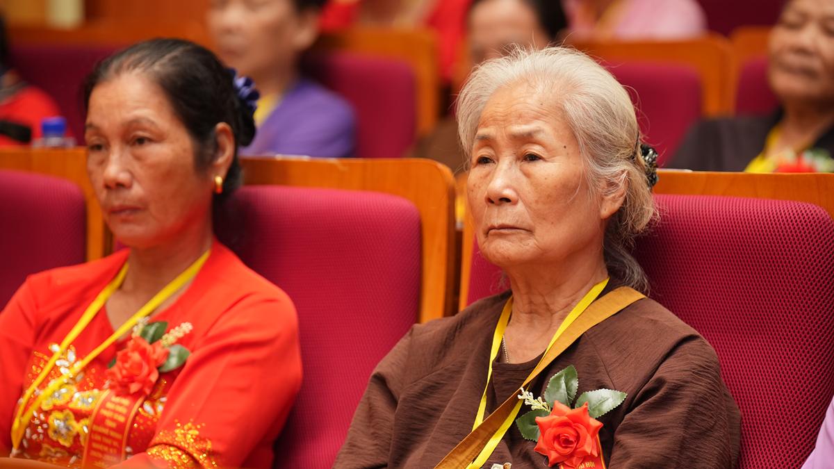 Đại hội đại biểu Phật giáo tỉnh Quảng Ninh lần thứ VI thành tựu viên mãn插图73