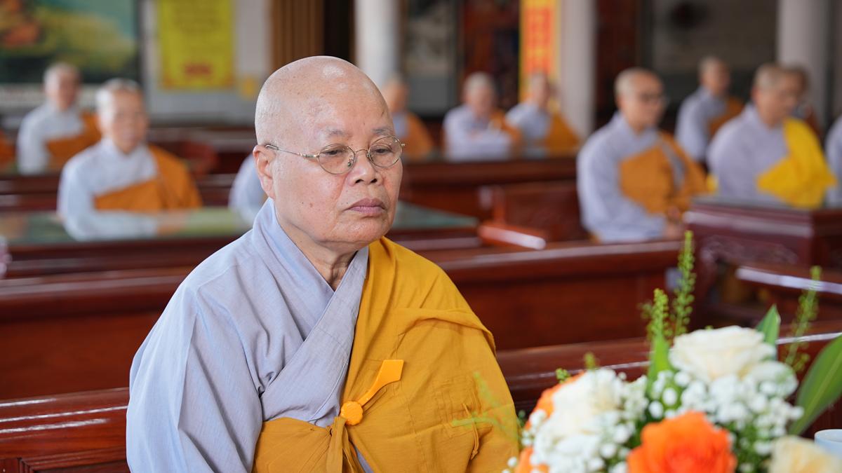 Phân ban Ni giới TW khu vực phía Bắc thăm, cúng dàng các trường hạ thuộc tỉnh Hưng Yên và thành phố Hải Phòng插图93