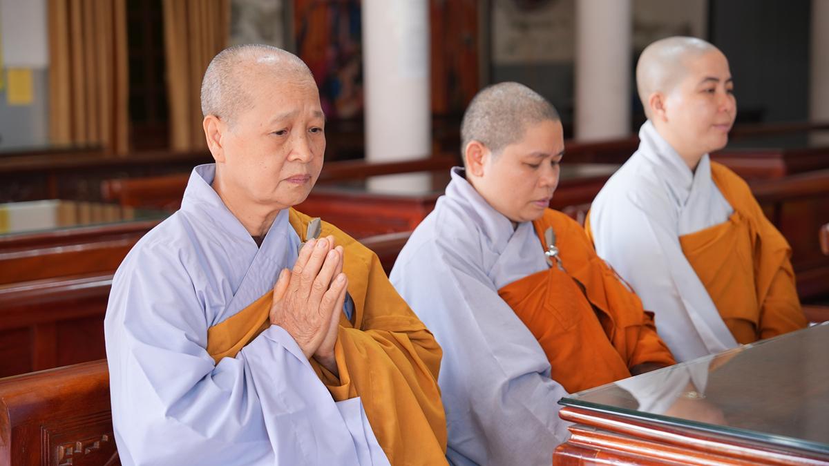 Phân ban Ni giới TW khu vực phía Bắc thăm, cúng dàng các trường hạ thuộc tỉnh Hưng Yên và thành phố Hải Phòng插图95