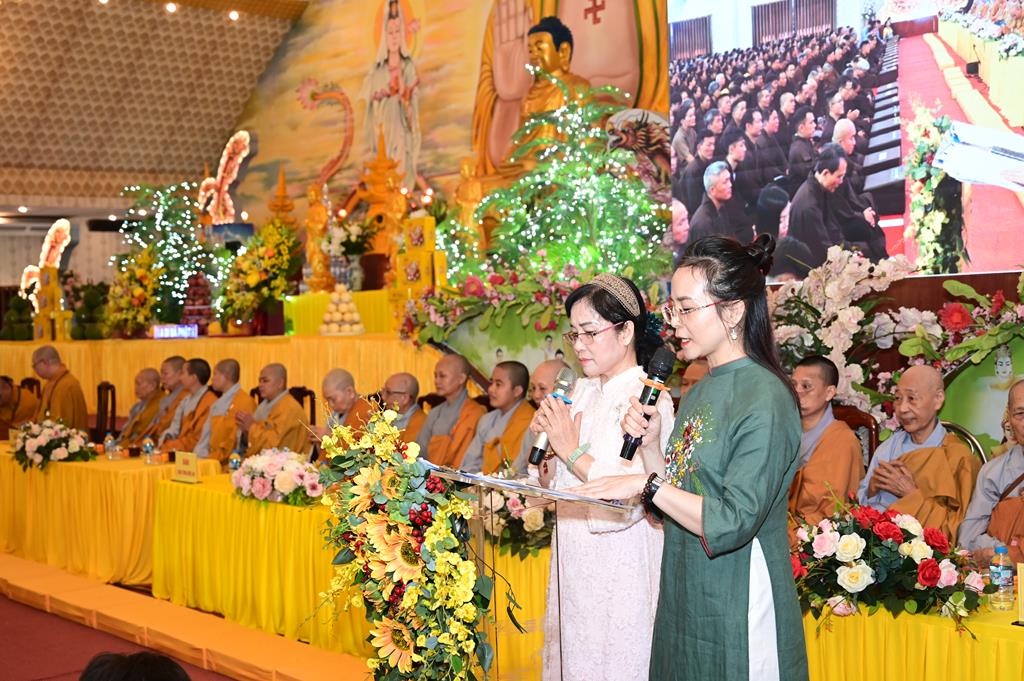 Hải Phòng: Xúc động gần 3.000 người về chùa An Hồng tu học và tham dự Đại lễ Vu Lan Báo Hiếu插图70
