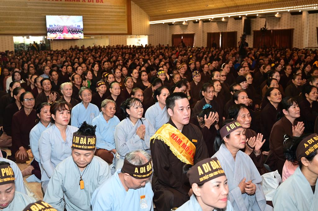 Hải Phòng: Xúc động gần 3.000 người về chùa An Hồng tu học và tham dự Đại lễ Vu Lan Báo Hiếu插图71