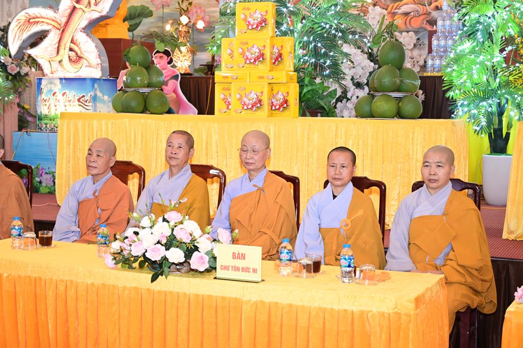 Hải Phòng: Xúc động gần 3.000 người về chùa An Hồng tu học và tham dự Đại lễ Vu Lan Báo Hiếu插图75
