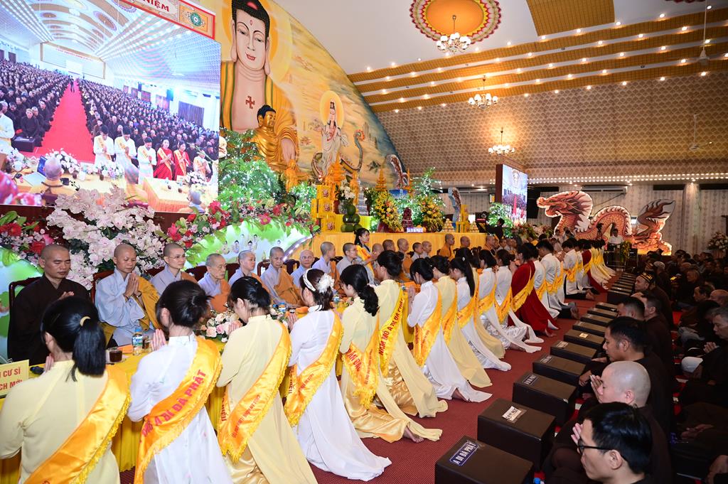 Hải Phòng: Xúc động gần 3.000 người về chùa An Hồng tu học và tham dự Đại lễ Vu Lan Báo Hiếu插图85