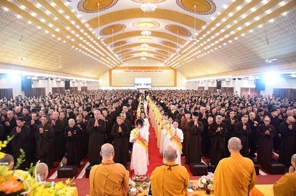Hải Phòng: Xúc động gần 3.000 người về chùa An Hồng tu học và tham dự Đại lễ Vu Lan Báo Hiếu插图107