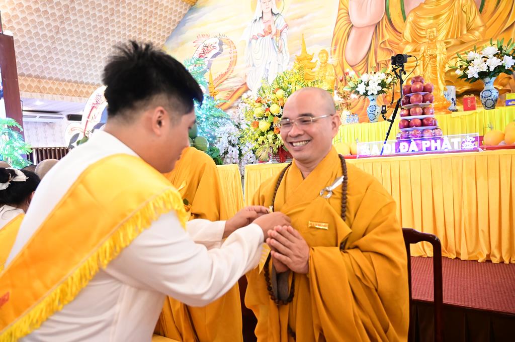 Hải Phòng: Xúc động gần 3.000 người về chùa An Hồng tu học và tham dự Đại lễ Vu Lan Báo Hiếu插图22