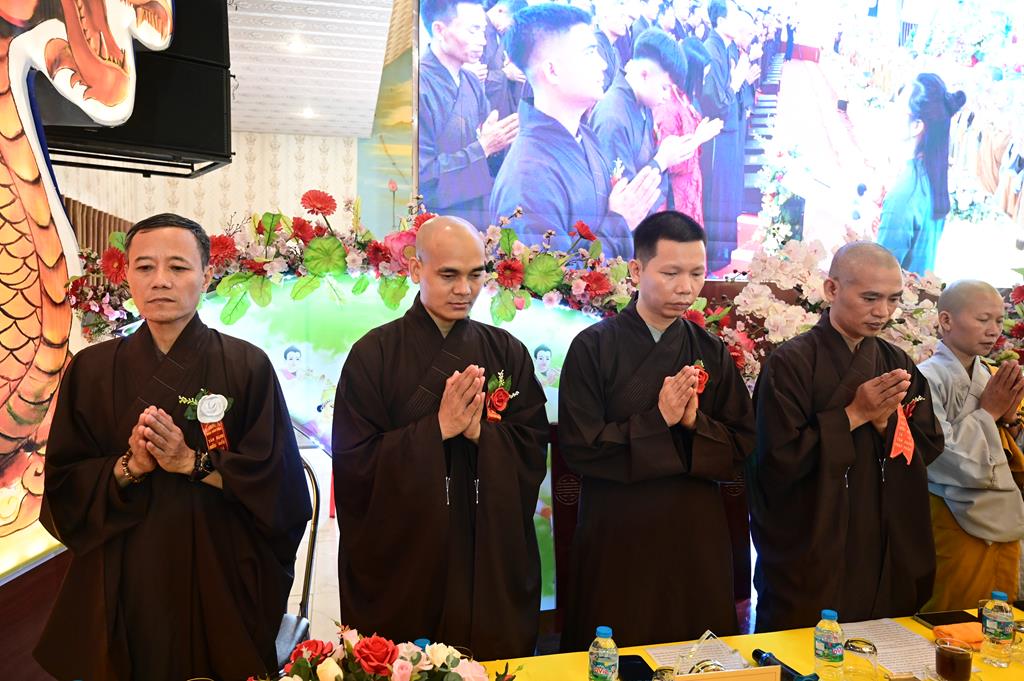 Hải Phòng: Xúc động gần 3.000 người về chùa An Hồng tu học và tham dự Đại lễ Vu Lan Báo Hiếu插图120