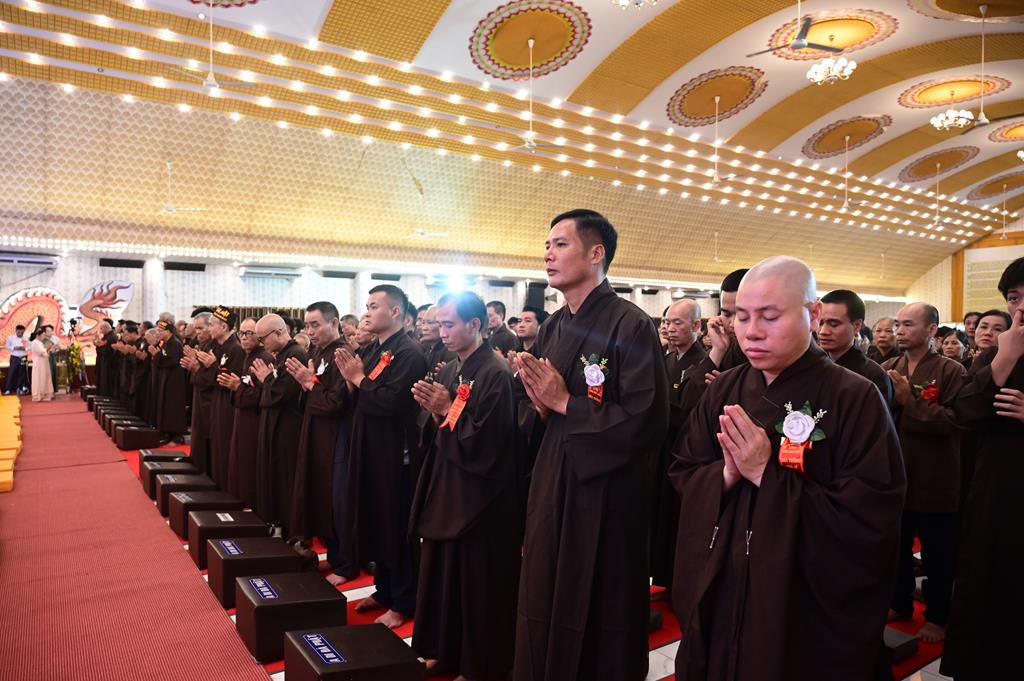 Hải Phòng: Xúc động gần 3.000 người về chùa An Hồng tu học và tham dự Đại lễ Vu Lan Báo Hiếu插图121