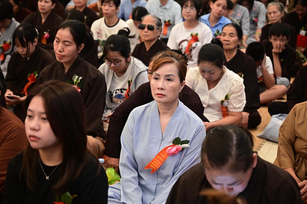 Hải Phòng: Xúc động gần 3.000 người về chùa An Hồng tu học và tham dự Đại lễ Vu Lan Báo Hiếu插图126