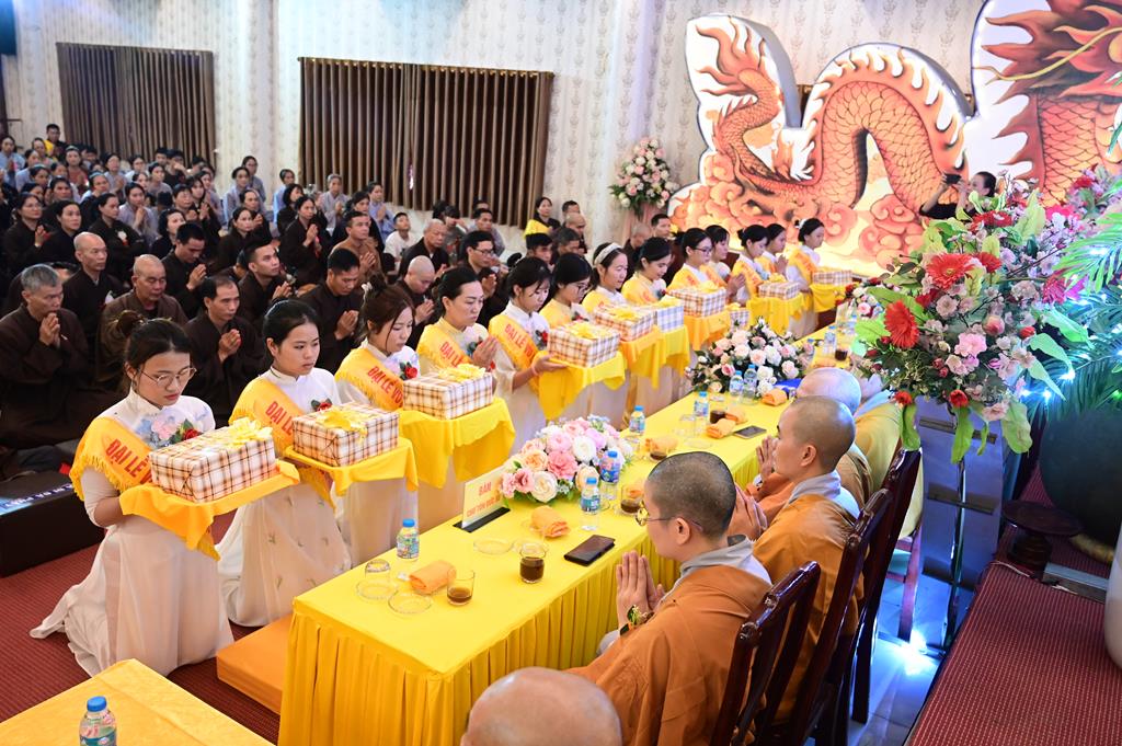 Hải Phòng: Xúc động gần 3.000 người về chùa An Hồng tu học và tham dự Đại lễ Vu Lan Báo Hiếu插图138