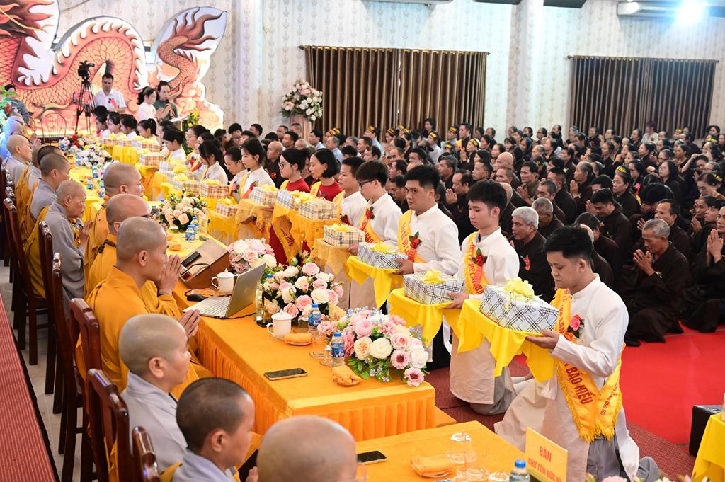 Hải Phòng: Xúc động gần 3.000 người về chùa An Hồng tu học và tham dự Đại lễ Vu Lan Báo Hiếu插图39