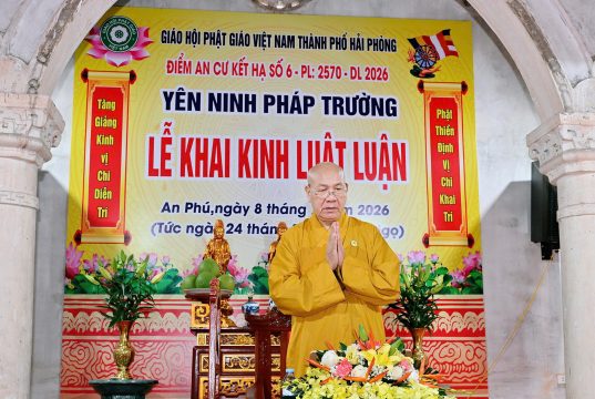 Hải Phòng: Hòa thượng Thích Quảng Tùng sách tấn hành giả an cư tại Trường hạ Yên Ninh Pháp Tràng