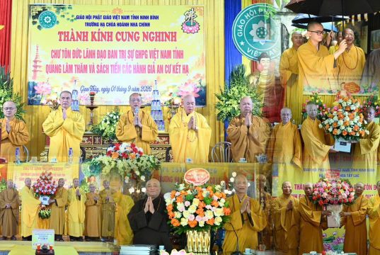 Ban Trị sự GHPGVN tỉnh Ninh Bình tiếp tục thăm, sách tiến hành giả Kết hạ An cư tại 4 trường hạ