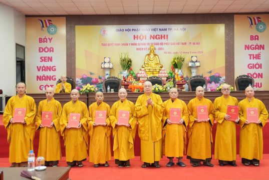 Hà Nội: Trao Quyết định chuẩn y nhân sự Ban Trị sự GHPGVN thành phố nhiệm kỳ X (2026 – 2031)