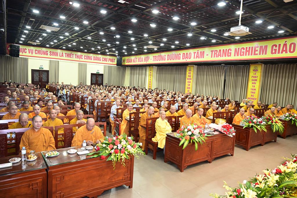 Hải Phòng: Chư tôn đức trường hạ Chùa Nam Hải khánh Tuế Trưởng lão Hòa thượng Thích Quảng Tùng插图4