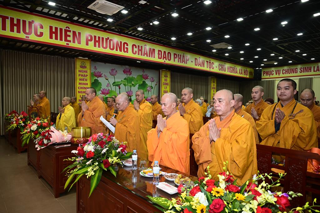 Hải Phòng: Chư tôn đức trường hạ Chùa Nam Hải khánh Tuế Trưởng lão Hòa thượng Thích Quảng Tùng插图54