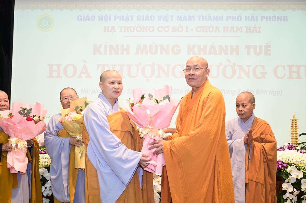 Hải Phòng: Chư tôn đức trường hạ Chùa Nam Hải khánh Tuế Trưởng lão Hòa thượng Thích Quảng Tùng插图74