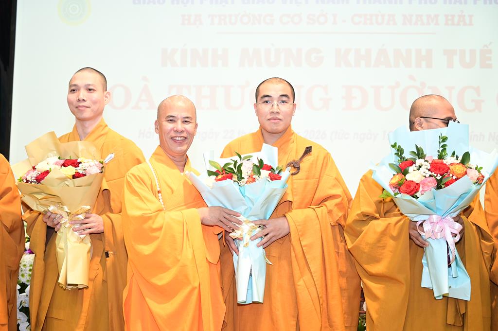 Hải Phòng: Chư tôn đức trường hạ Chùa Nam Hải khánh Tuế Trưởng lão Hòa thượng Thích Quảng Tùng插图78