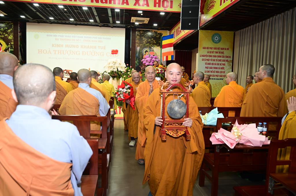 Hải Phòng: Chư tôn đức trường hạ Chùa Nam Hải khánh Tuế Trưởng lão Hòa thượng Thích Quảng Tùng插图81