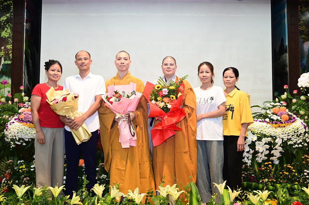Hải Phòng: Chư tôn đức trường hạ Chùa Nam Hải khánh Tuế Trưởng lão Hòa thượng Thích Quảng Tùng插图85