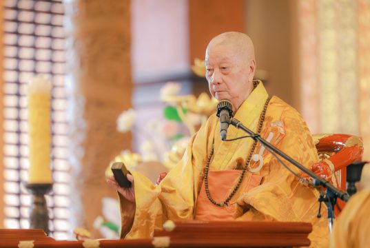 Đức Pháp chủ GHPGVN khai đạo giới tử Đại giới đàn Thanh Kiểm
