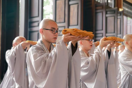 Gửi các sư em Sa-di – những pháp lữ đồng hành