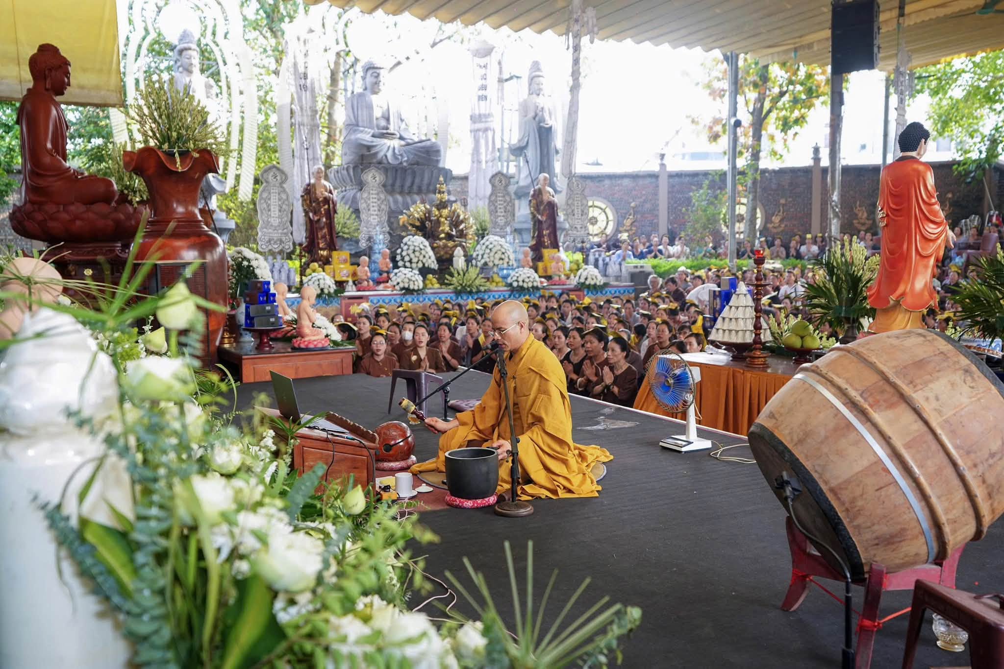 Hà Nội: Chùa Tân Hải tổ chức Pháp hội cầu siêu vong linh thai nhi sản nạn nhân dịp Tết Trung thu năm Bính Ngọ插图34