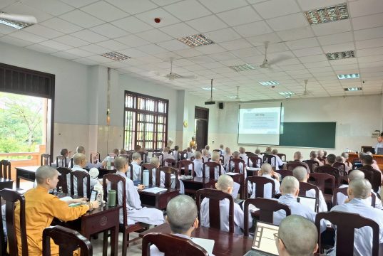 Thảo luận phương pháp nghiên cứu từ thực tiễn đời sống tu học
