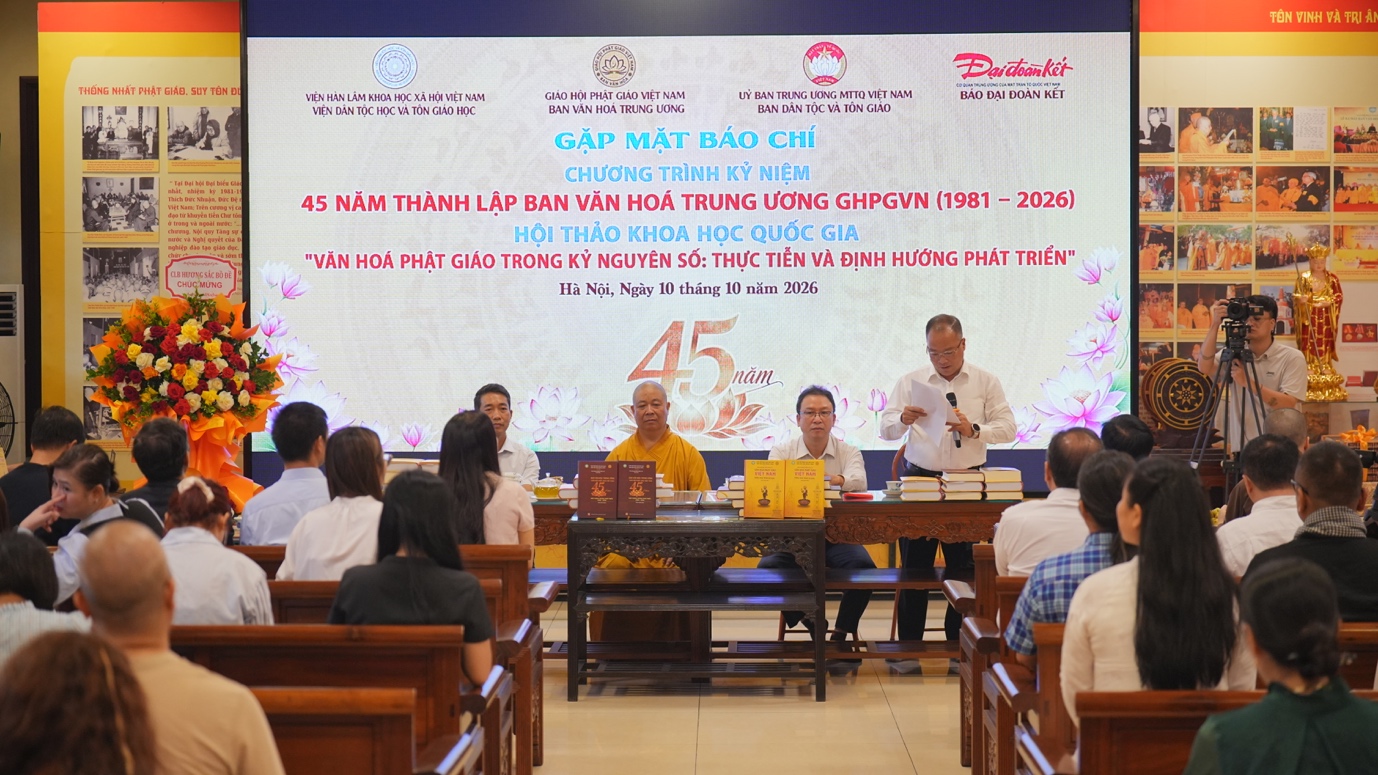 Hai ấn phẩm nghiên cứu về bản sắc văn hóa Phật giáo Việt Nam và chặng đường 45 năm phát triển插图7