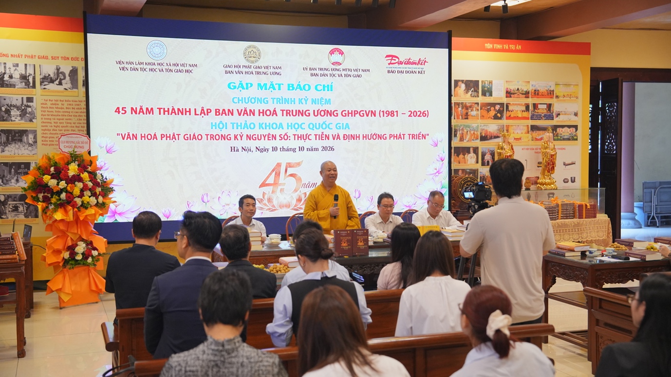 Hai ấn phẩm nghiên cứu về bản sắc văn hóa Phật giáo Việt Nam và chặng đường 45 năm phát triển插图2